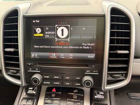 Porsche Cayenne D V6 TIPTRONIC S 18