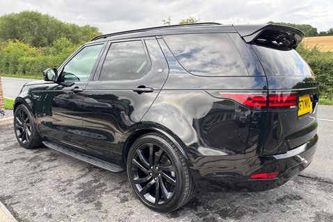 Land Rover Discovery D300 HSE Panel Van - Rear Seat Conversion / Black Pack 6