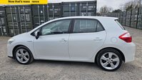 Toyota Auris 1.8 VVT-h T Spirit Hatchback 5dr Petrol Hybrid CVT Euro 5 (s/s) (136 ps) 10