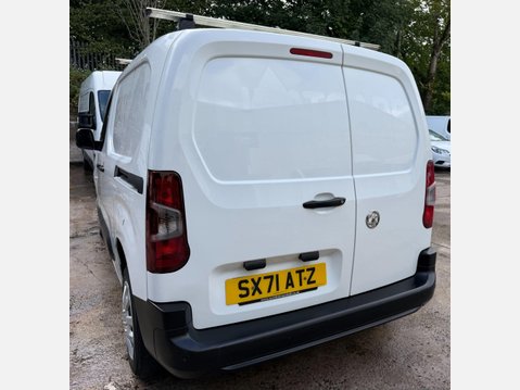 Vauxhall Combo 1.5 Turbo D 2000 Dynamic Panel Van 4dr Diesel Manual L1 H1 Euro 6 (100 ps) 12