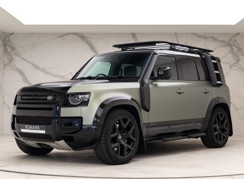 Land Rover Defender V8 1