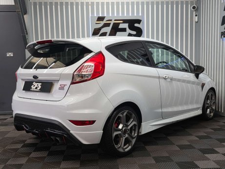 Ford Fiesta 1.6T EcoBoost ST-3 Hatchback 3dr Petrol Manual Euro 6 (182 ps) 23