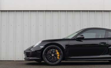 Porsche 911 (991.2) Turbo S 29