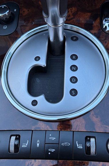 Bentley Continental GT - 16 SERVICES RECORDED -MASSAGE SEATS -POWER BOOT -BLUETOOTH 