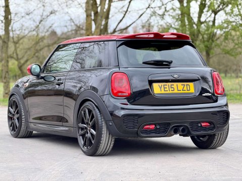 Mini Hatch 2.0 John Cooper Works Auto 3dr 3