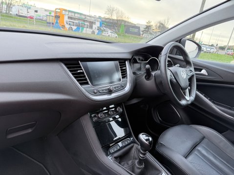 Vauxhall Grandland X ELITE NAV 9