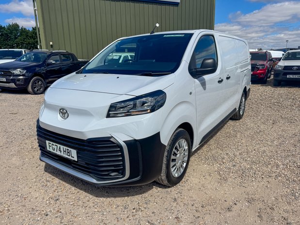 Toyota Proace LWB L2H1 Low Roof 145 Bhp 3100 Icon Air Con Sensors EURO 6 2
