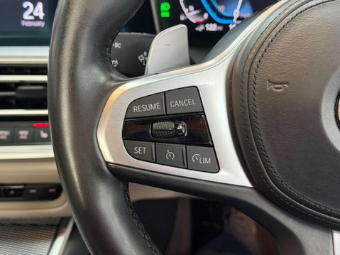 BMW 3 Series 2.0 330e 12kWh M Sport Saloon 4dr Petrol Plug-in Hybrid Auto Euro 6 (s/s) ( 26