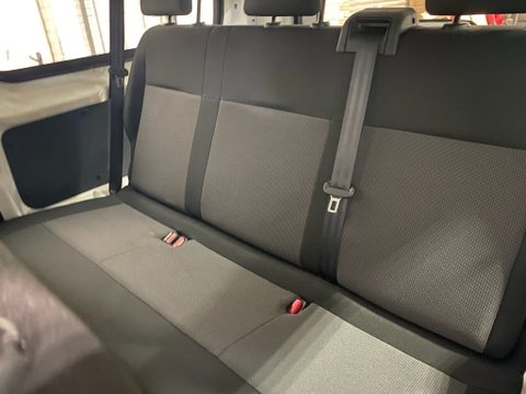 Vauxhall Vivaro Life COMBI L 21