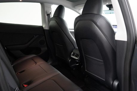 Tesla Model Y (Dual Motor) Long Range SUV 5dr Electric Auto 4WDE (384 bhp) 9