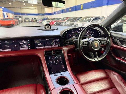 Porsche Taycan Performance Plus 93.4kWh Turbo S Saloon 4dr Electric Auto 4WD (761 ps) 19