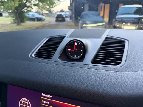 Porsche Cayenne V6 PLATINUM EDITION 37