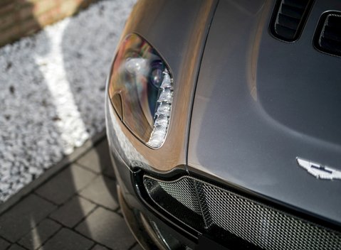 Aston Martin V12 Vantage S 27