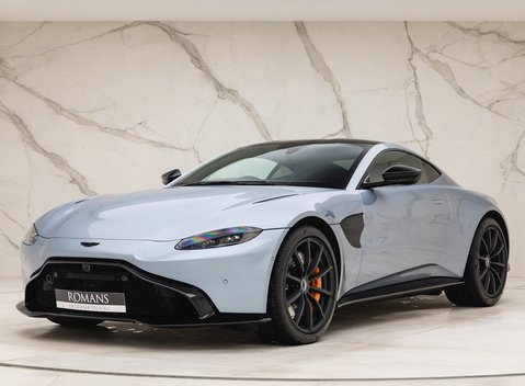 Aston Martin V8 Vantage 6