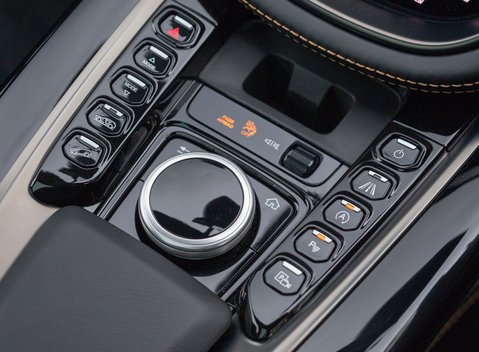 Aston Martin DBX '1913 Package' 19