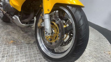 Honda VTR FIRESTORM 1997 ONLY 13K RUNS GREAT VERY CLEAN NEW MOT 1000CC VTWIN 38