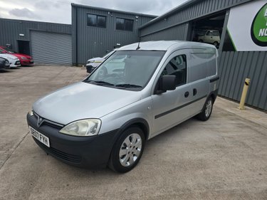 Vauxhall Combo 2000 CDTI CREW VAN 4