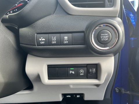 Suzuki Swift 1.2 Mild Hybrid Motion 5dr CVT 22