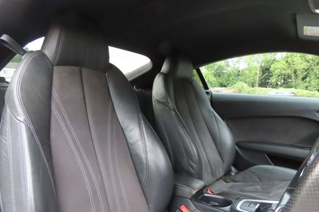 Audi TT 1.8 TFSI Black Edition Coupe 3dr Petrol Manual Euro 6 (s/s) (180 ps) 8