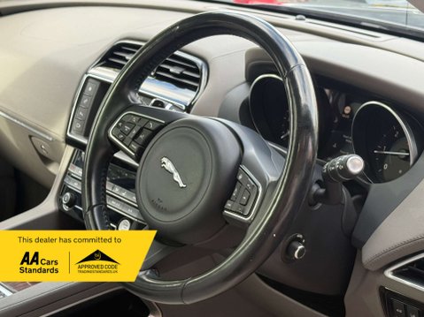 Jaguar F-Pace 2.0 F-PACE Portfolio AWD D Auto 4WD 5dr 45