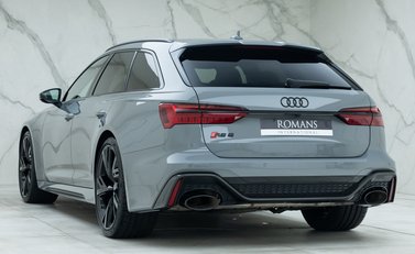 Audi RS6 Avant Carbon Black 7