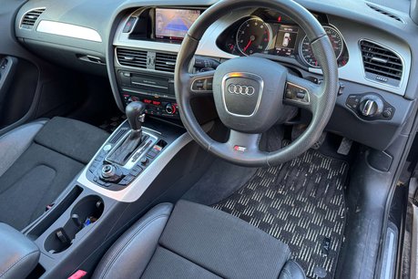 Audi A4 2.0 TFSI S line Estate 5dr Petrol S Tronic quattro Euro 5 (s/s) (211 ps) 8