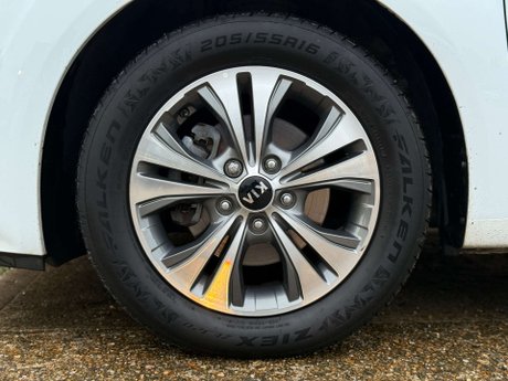 Kia Venga 1.6 Venga 3 ISG 5dr 27