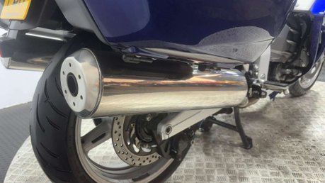 Yamaha FJR1300 2005 49K FULL LUGGAGE NEW MOT NEW TYRES SERVICED 42