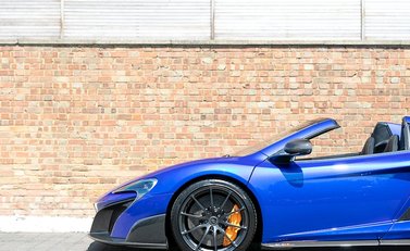 McLaren 675LT Spider 25