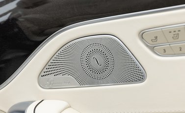 Mercedes-Benz S63 Cabriolet 20