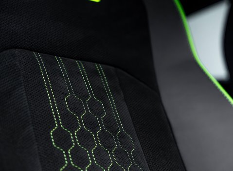 Lamborghini Urus PERFORMANTE 18