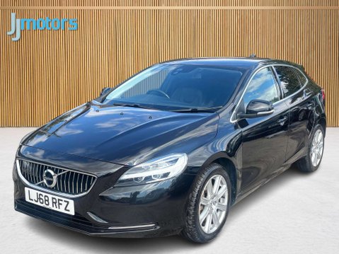 Volvo V40 2.0 D3 Inscription Hatchback 5dr Diesel Auto Euro 6 (s/s) (150 ps) 28