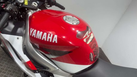 Yamaha R6 5EB 2000 CARBED MODEL RUNNING SPORTS BIKE PROJECT BIKE 600CC 28