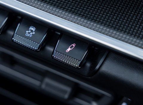 Porsche 911 Targa 4S (992) 26