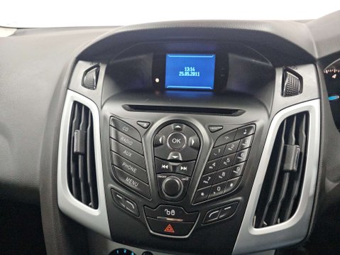 Ford Focus 1.6 Focus Zetec 105 5dr 66