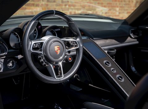 Porsche 918 Spyder 13