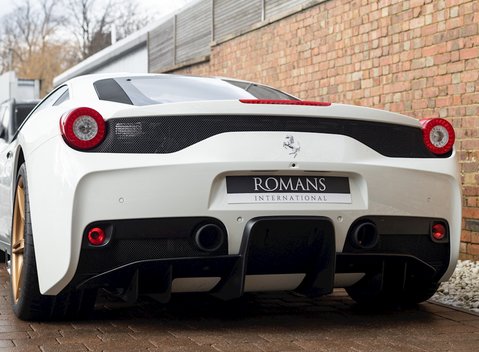 Ferrari 458 Speciale 25