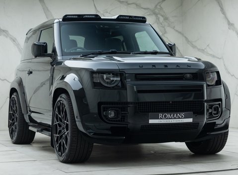 Land Rover Defender 90 V8 P525 URBAN 9