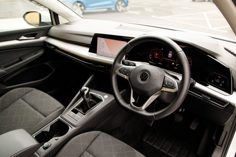 Volkswagen Golf LIFE TSI