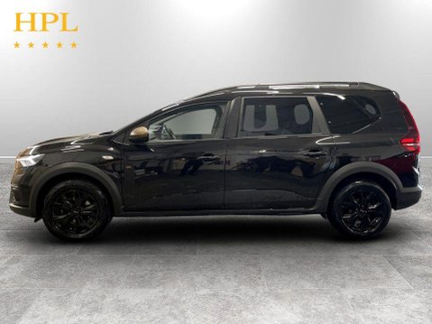 Dacia Jogger 1.6 Hybrid EXTREME MPV 5dr Petrol Hybrid Auto Euro 6 (s/s) (140 ps) 4