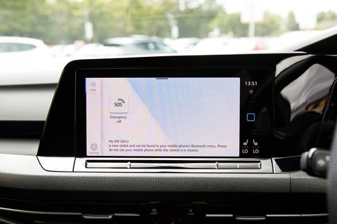 Volkswagen Golf GTI TSI DSG 25