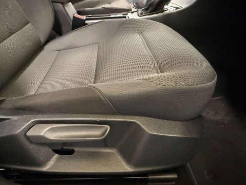Volkswagen Golf 1.5 Golf SE Nav TSi Evo Semi-Auto 5dr 15