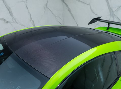 Aston Martin Vantage GT12 36