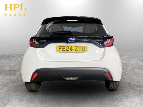 Toyota Yaris 1.5 VVT-h Icon Hatchback 5dr Petrol Hybrid E-CVT Euro 6 (s/s) (116 ps) DAB 6