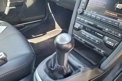Porsche 911 CARRERA 2S 47