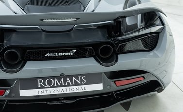 McLaren 720S Performance 44