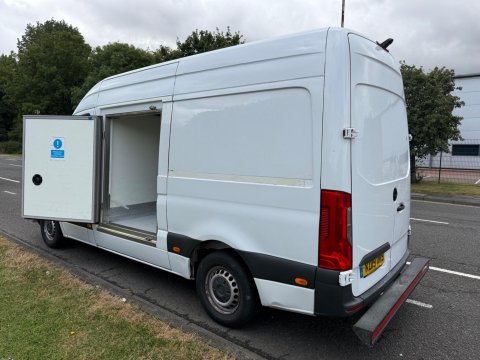 Mercedes-Benz Sprinter 2.1 314 CDi Temperature Controlled 5dr Diesel Manual RWD L3 H2 (210 g/km, 1 6