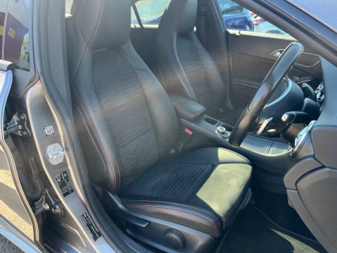 Mercedes-Benz CLA Class CLA 220 D AMG LINE AUTOMATIC 3