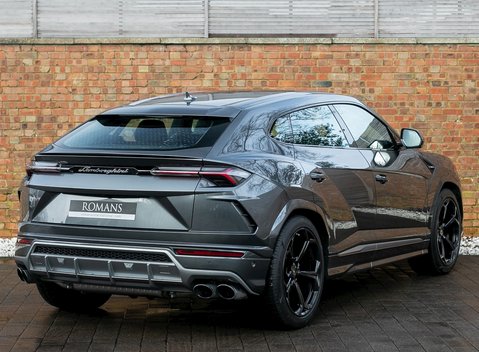 Lamborghini Urus 7