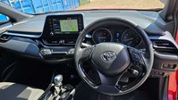 Toyota C-HR 2.0 VVT-h GPF Design SUV 5dr Petrol Hybrid CVT Euro 6 (s/s) (184 ps) 47